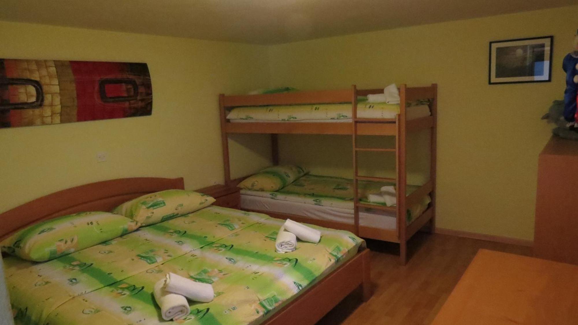 Apartmaji Nena Rocinj エクステリア 写真