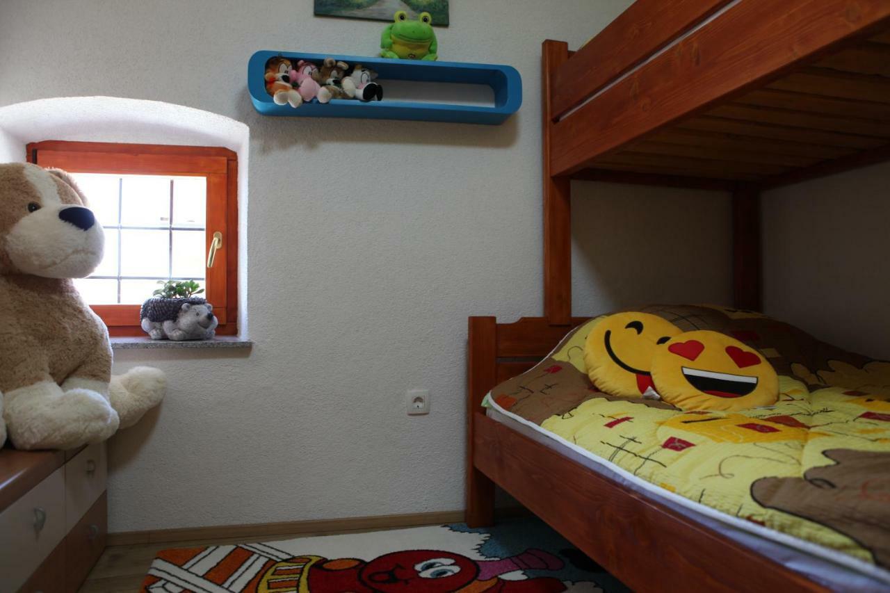 Apartmaji Nena Rocinj エクステリア 写真
